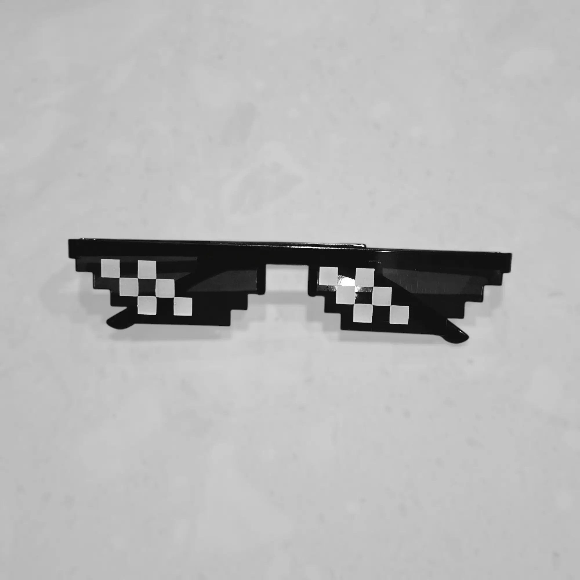 kacamata hitam thuglife model kch-021